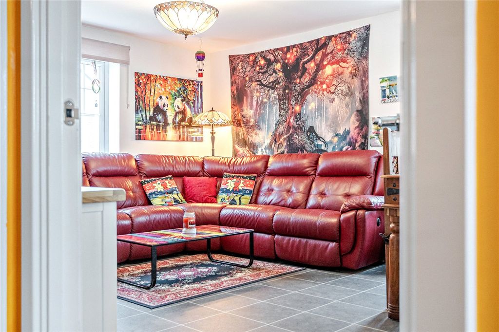 Property photo 2 of 19 Picture No. 08