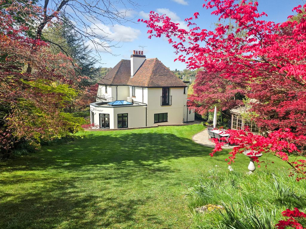 Property photo 3 of 26