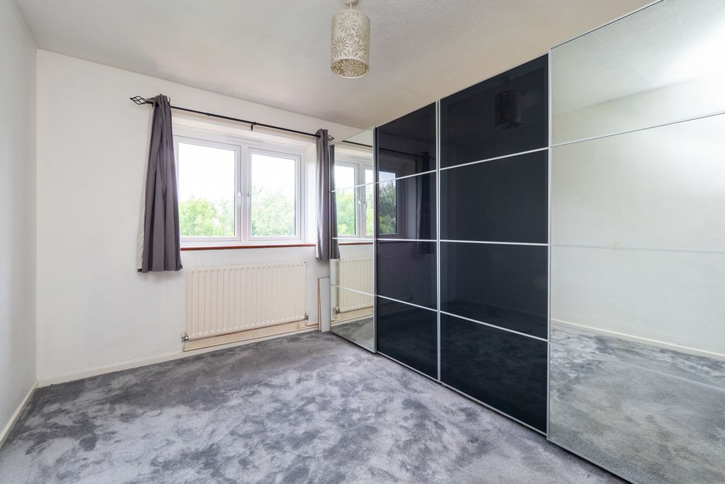 Property photo 3 of 8 Picture No. 05