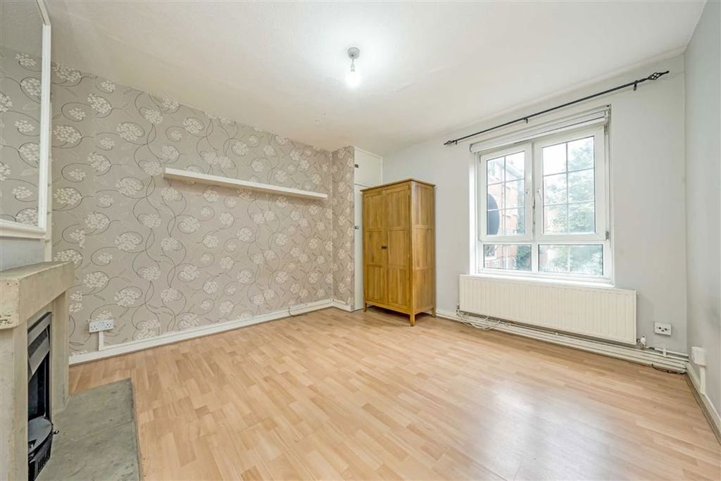 Property photo 3 of 3