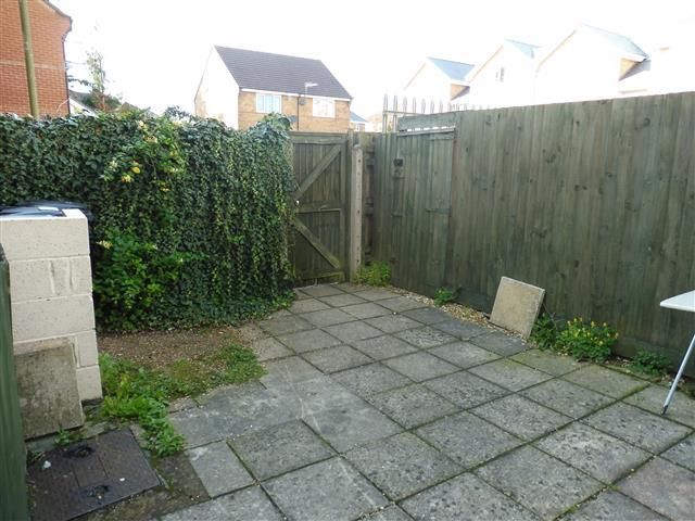 Property photo 2 of 17 Garden