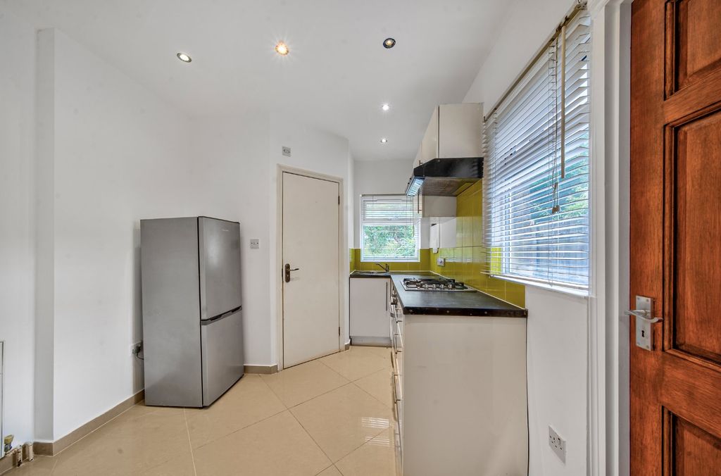 Property photo 3 of 8 Picture No. 08
