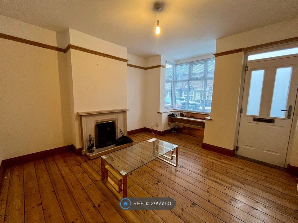 Property photo 2 of 12