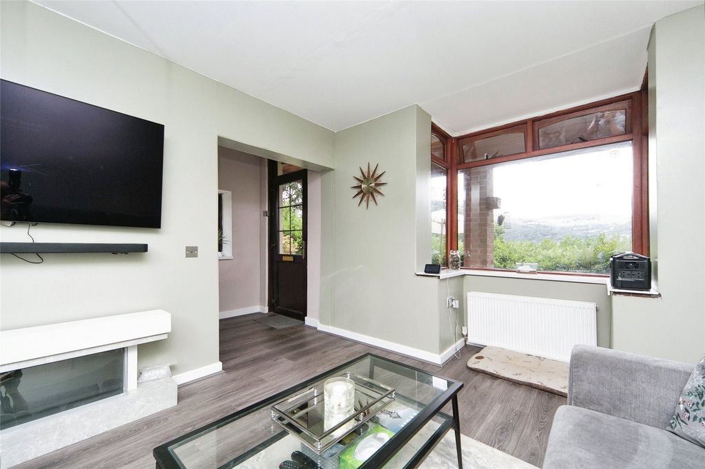 Property photo 2 of 31 Picture No. 26