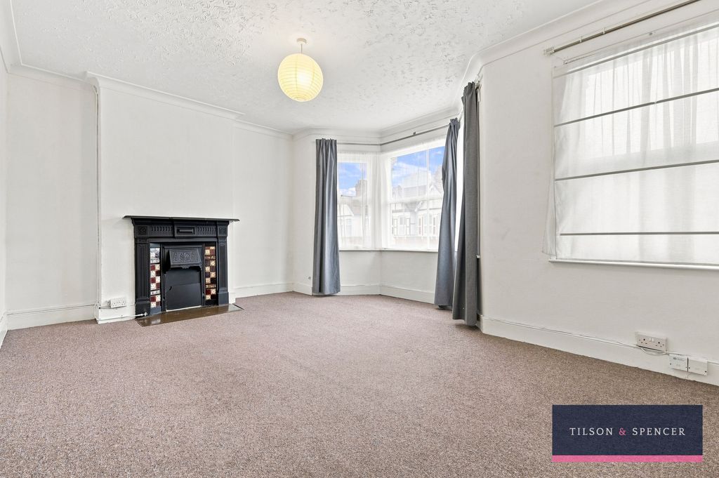 Property photo 3 of 13 3
