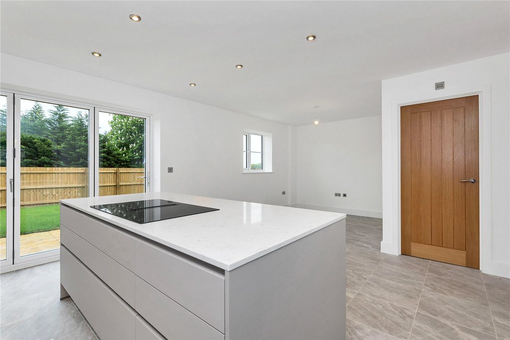 Property photo 2 of 13 Picture No. 13
