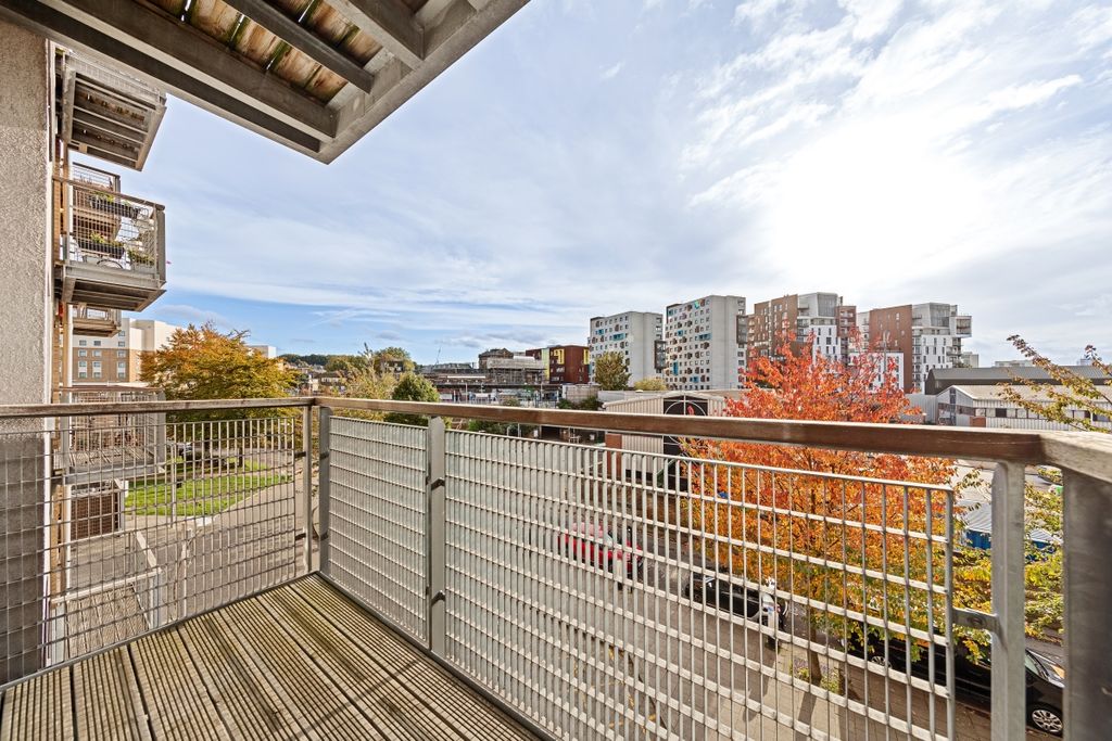 Property photo 3 of 8 094A3515