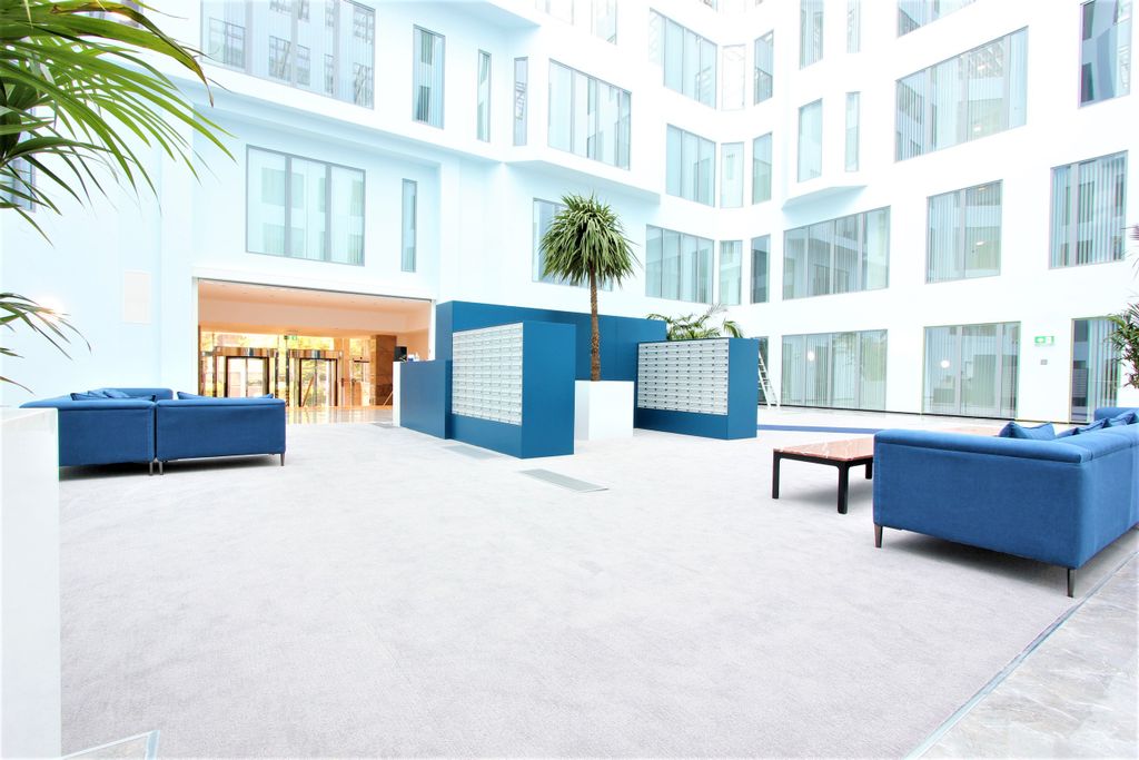 Property photo 3 of 20