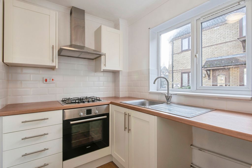 Property photo 3 of 19