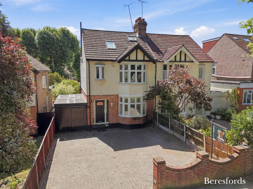 Property photo 1 of 32 Picture No. 05