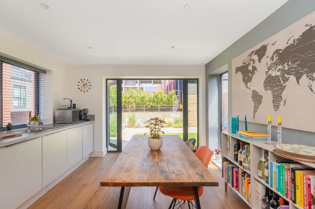 Property photo 1 of 47 0P2Wgk - Kitchen Diner D.Jpg
