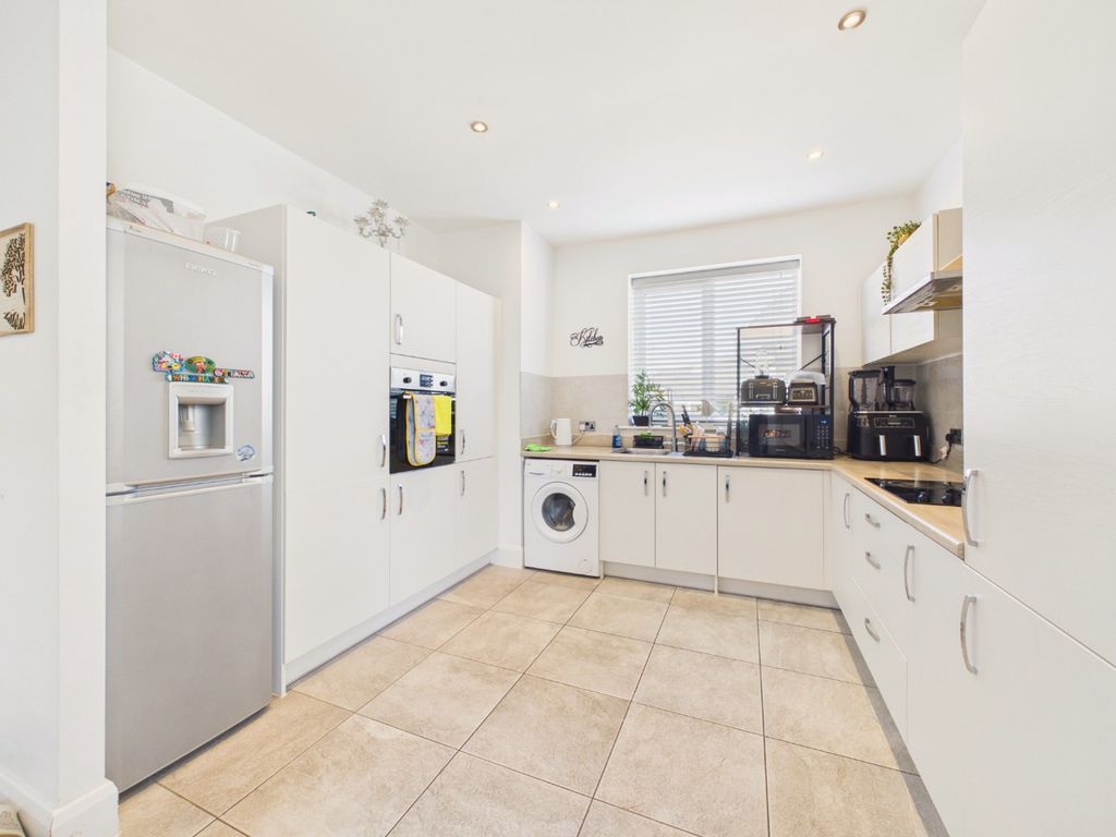 Property photo 2 of 20 5345913