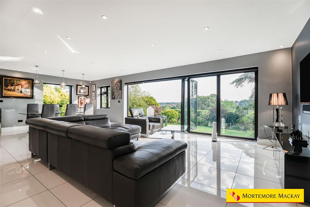 Property photo 3 of 30 23_87786_Watermarked.Jpg