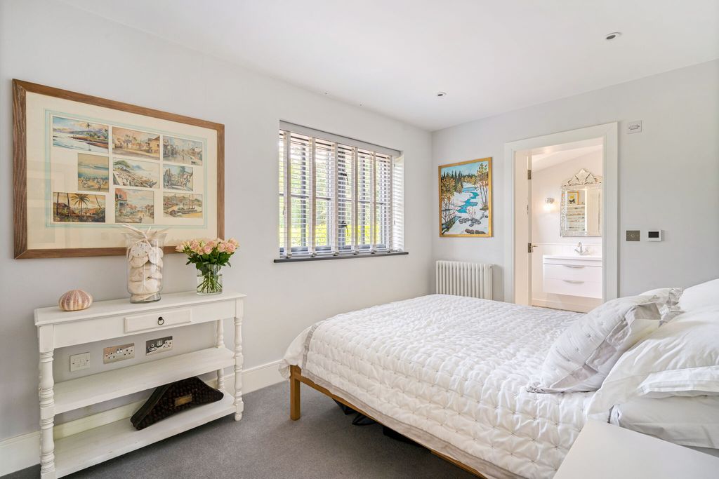 Additional image 12 of 5 bed detached house for saleFurze Platt Road, Maidenhead SL6