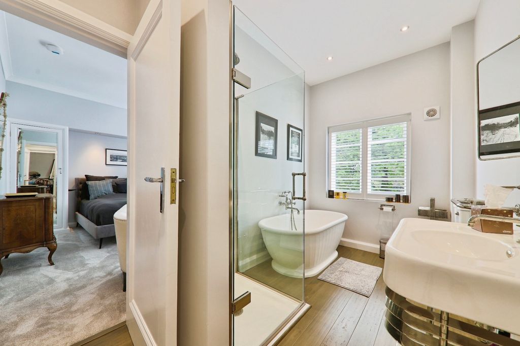 Additional image 18 of 5 bed detached house for saleHull Road, Cottingham HU16