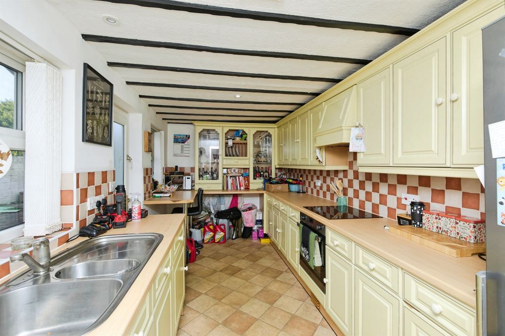 Property photo 2 of 17