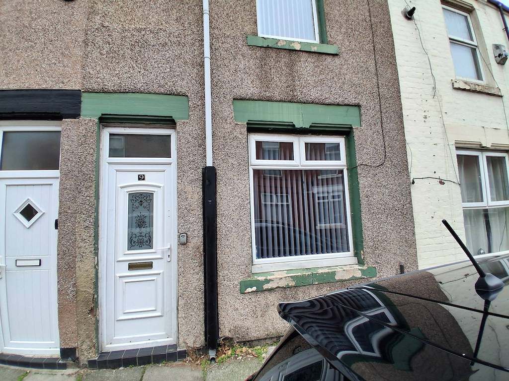 Property photo 1 of 10