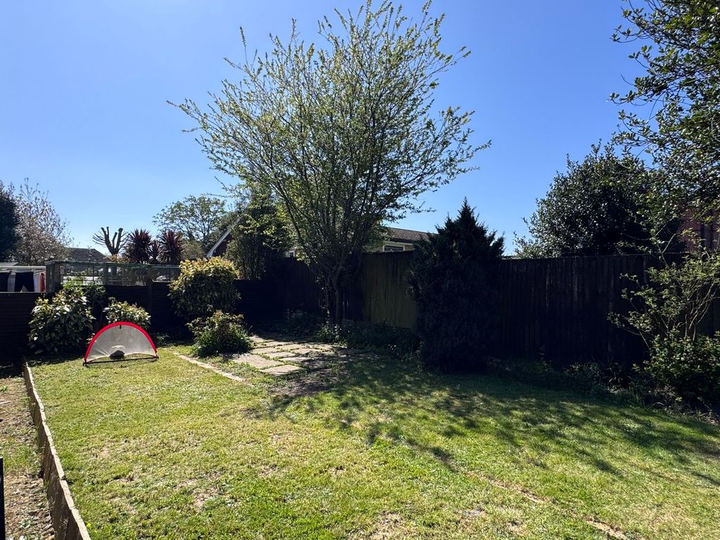 Property photo 3 of 16