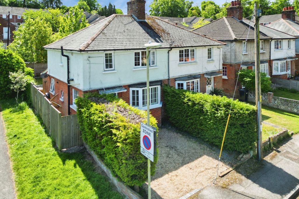 Property photo 1 of 12