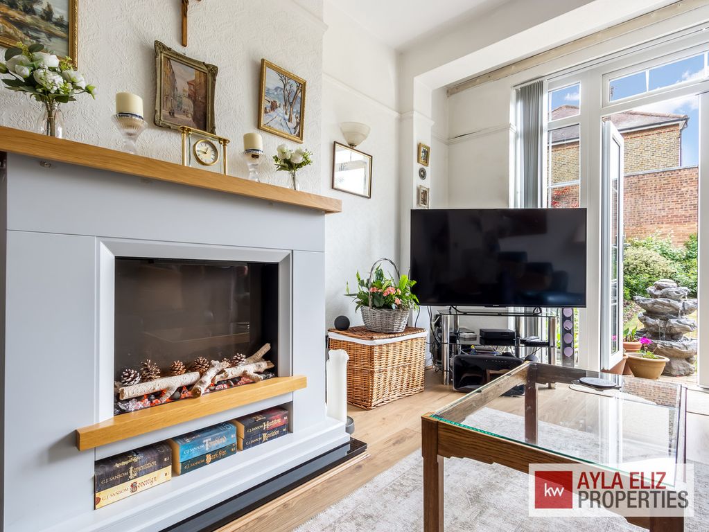 Property photo 3 of 20