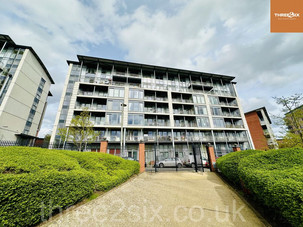 Property photo 1 of 13 Take A Look At This Impressive One Bedroom Apartment Situated In The Popular Park Central Development Overlooking The Park