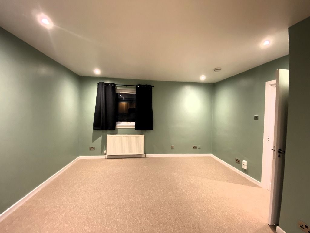 Property photo 2 of 9 Photo 2