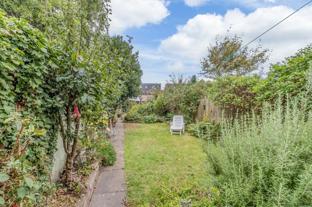 Property photo 3 of 13 Picture No. 12