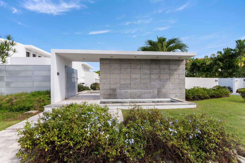 Property photo 3 of 47