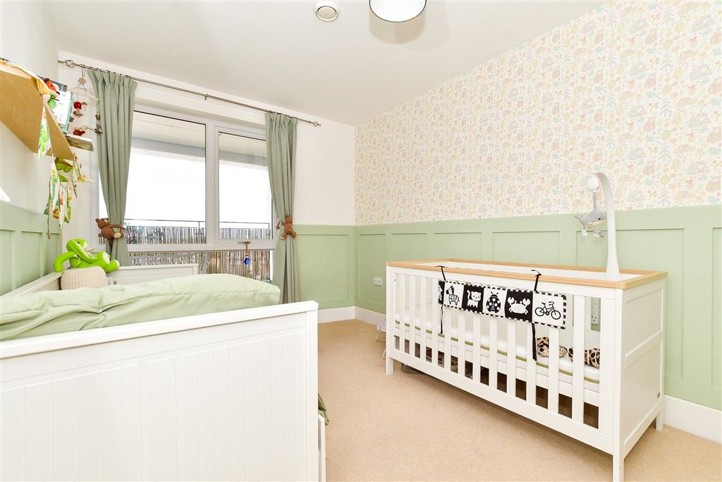 Property photo 3 of 8 Bedroom 2
