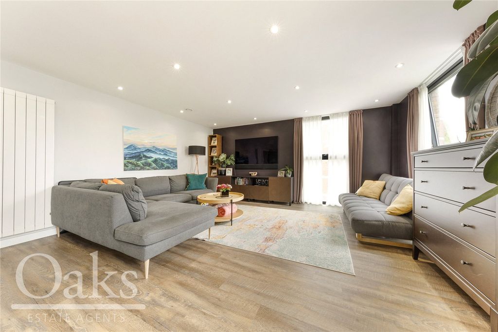Property photo 2 of 15 Picture No. 06