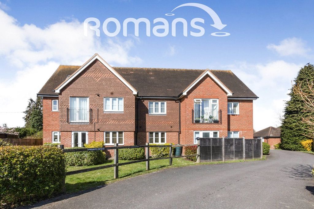 Property photo 1 of 9 Photo