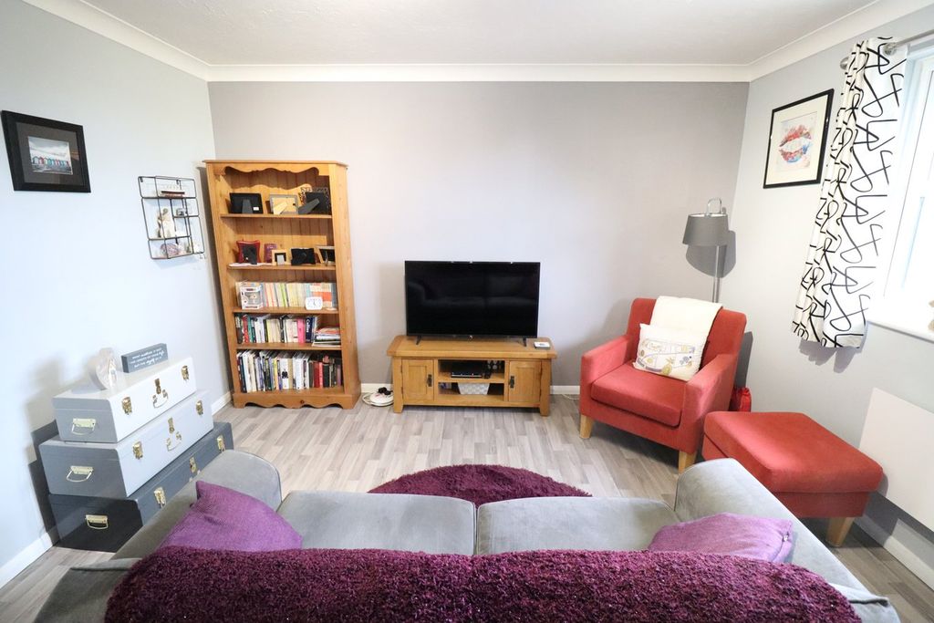 Property photo 3 of 14