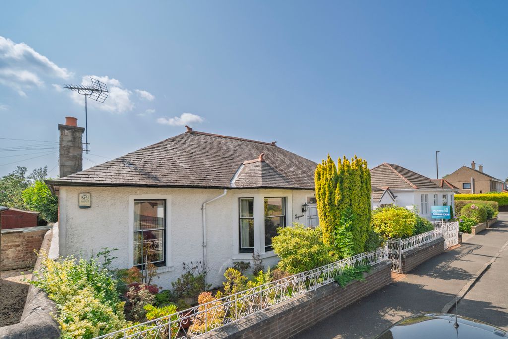 Property photo 1 of 30