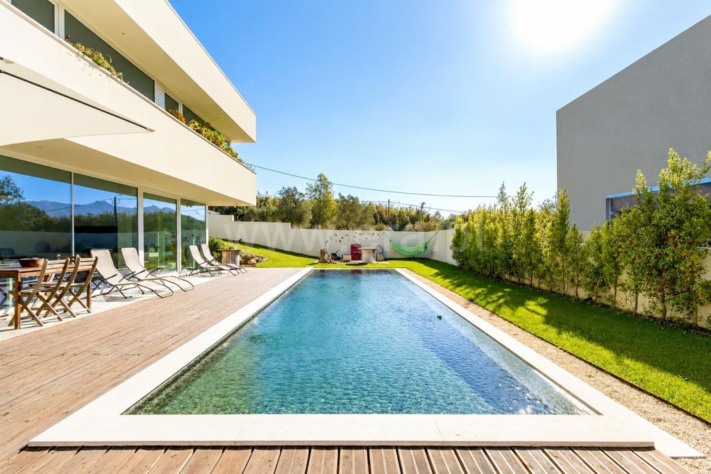 Property photo 1 of 21 Detached House, 6 Bedrooms, Sintra, Nafarros
