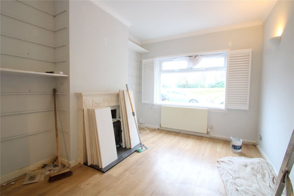 Property photo 2 of 11 Picture No. 21