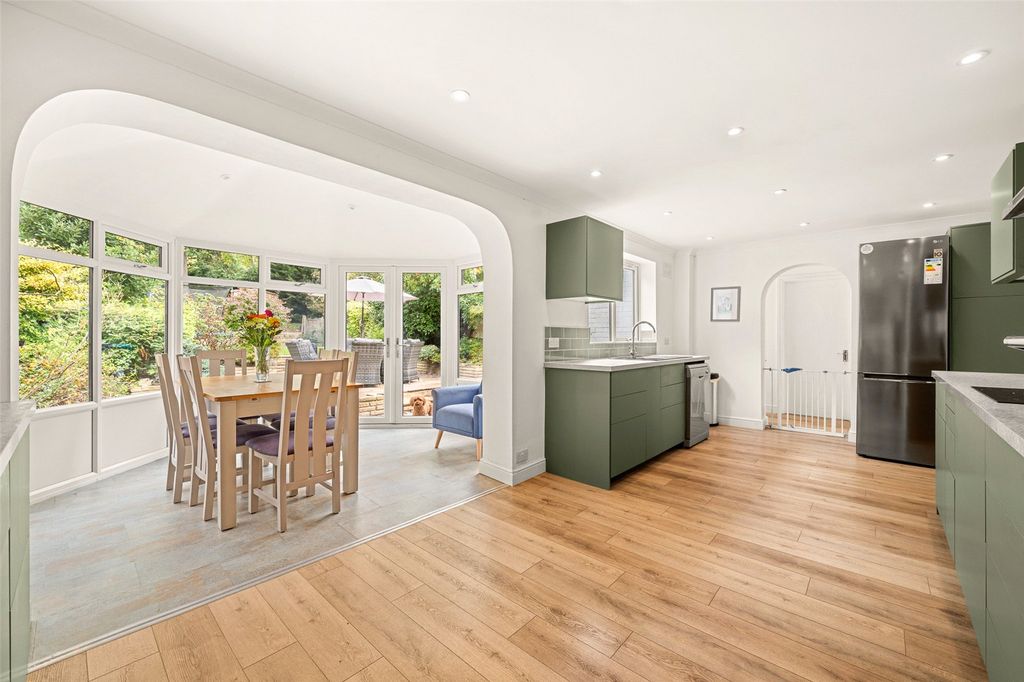 Property photo 3 of 18 Picture No. 35