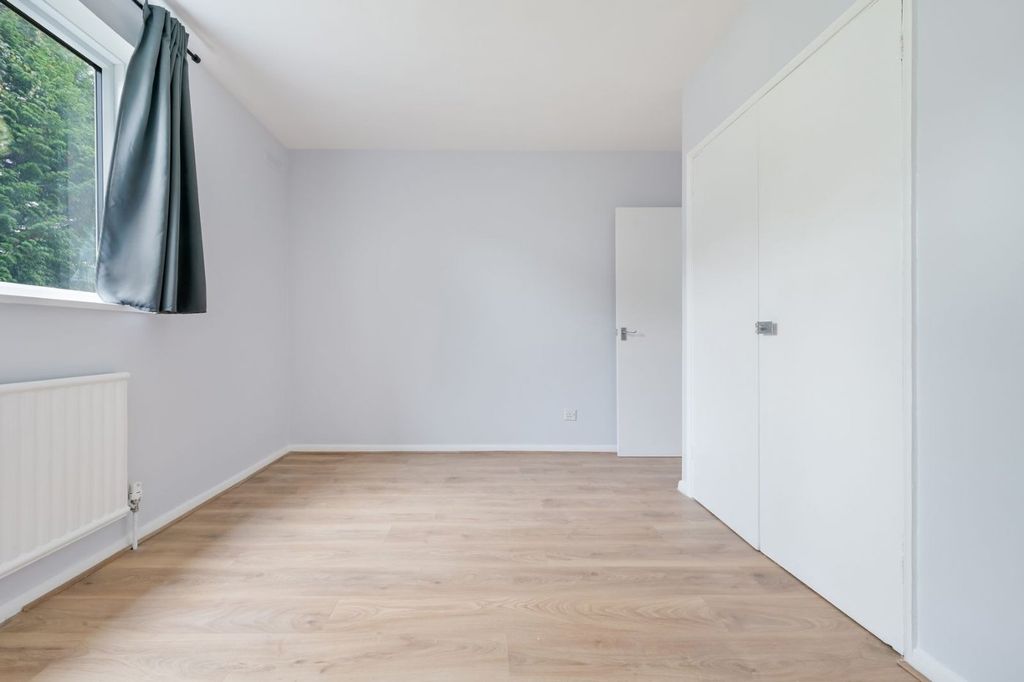 Property photo 3 of 10 Picture No. 04