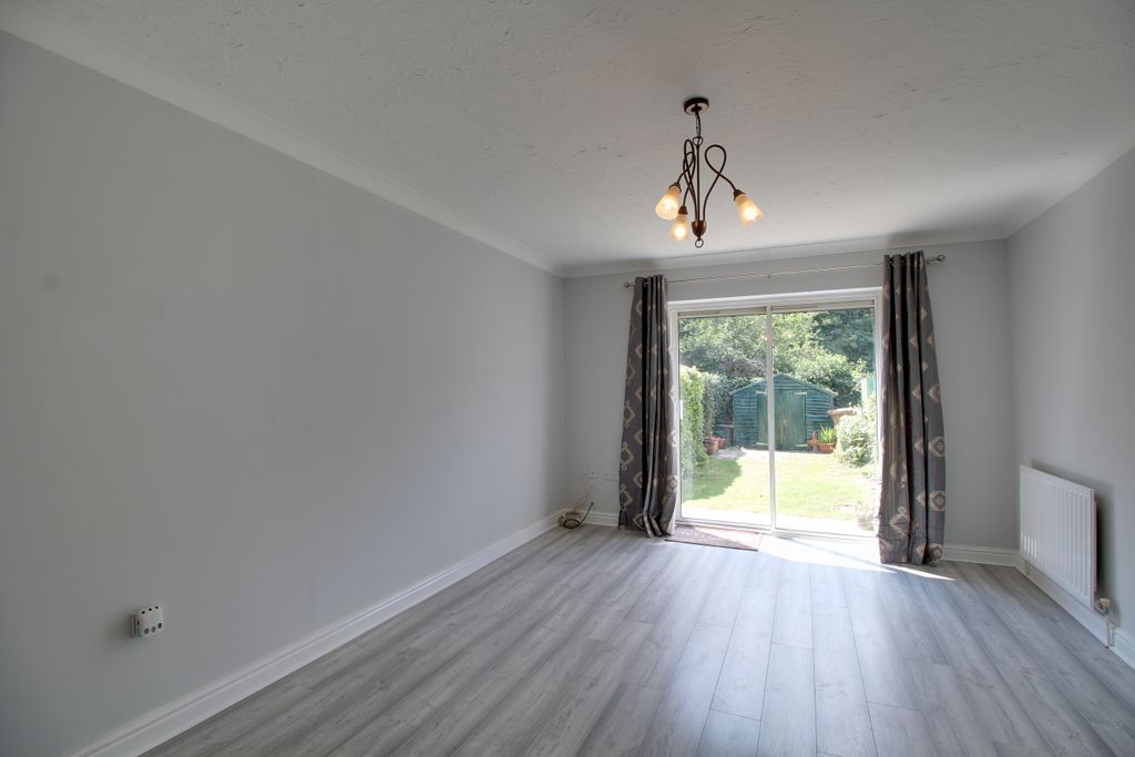 Property photo 2 of 10 2