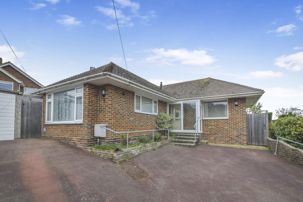 Property photo 1 of 10 1970881_20251118025941.Jpg