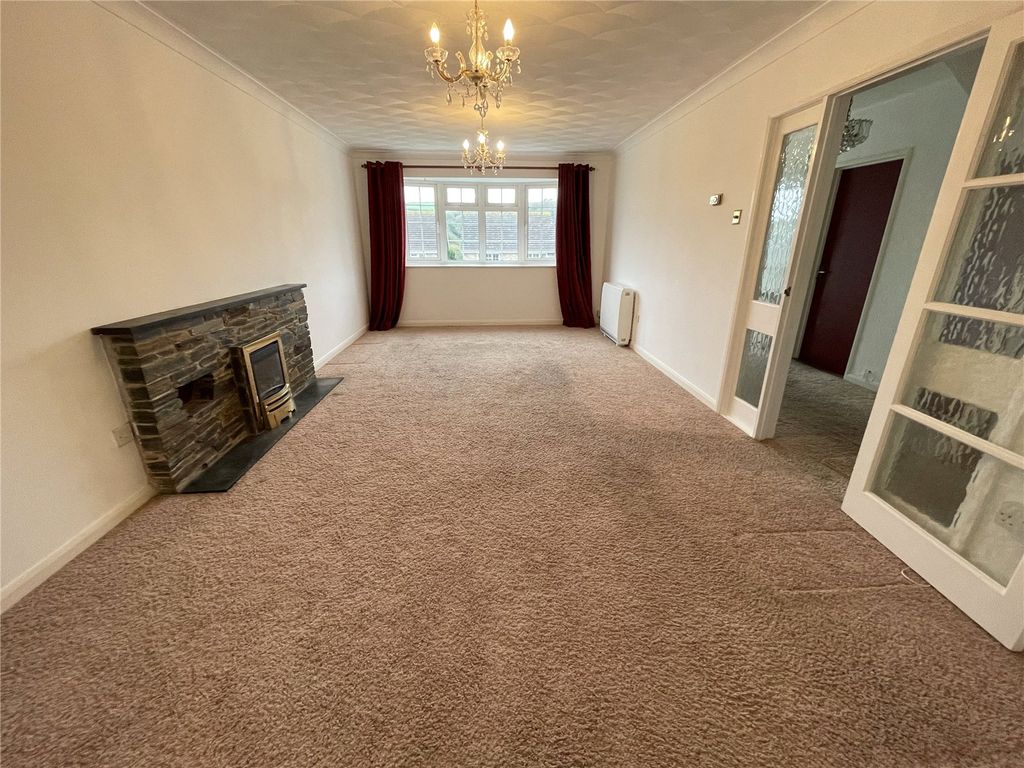 Property photo 2 of 12 Picture No. 02