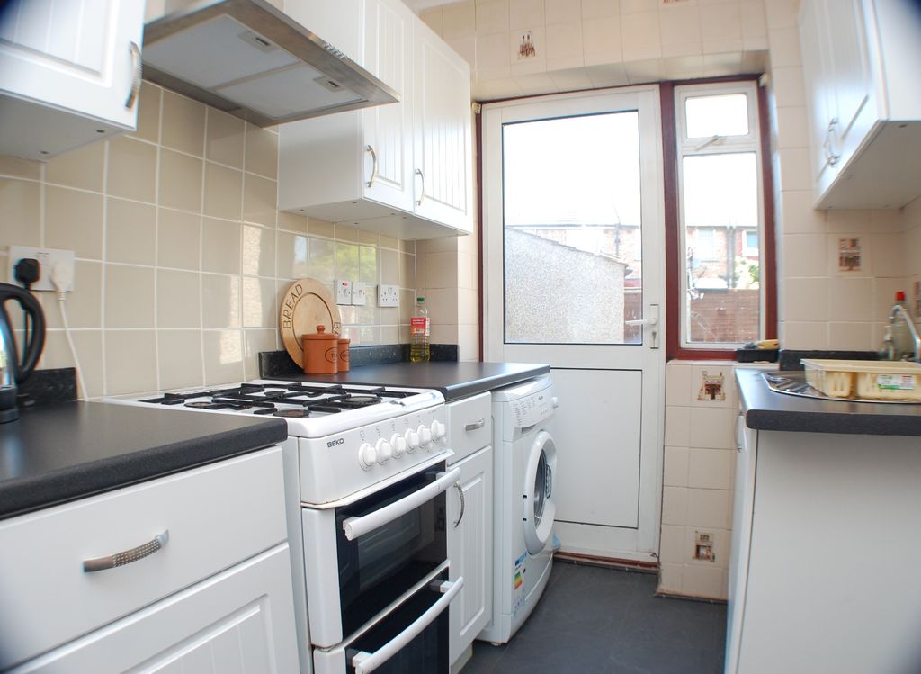 Property photo 2 of 6