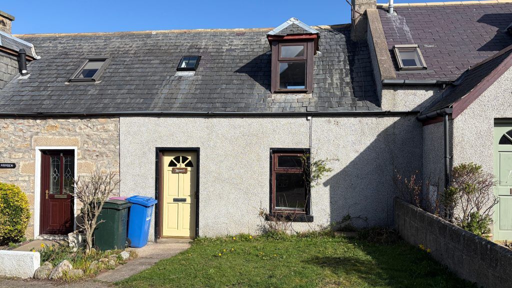 Property photo 2 of 12