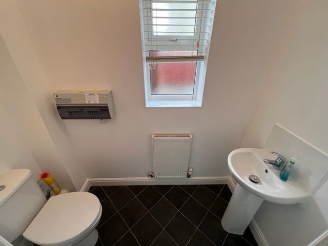 Property photo 3 of 15 Cloakroom/wc