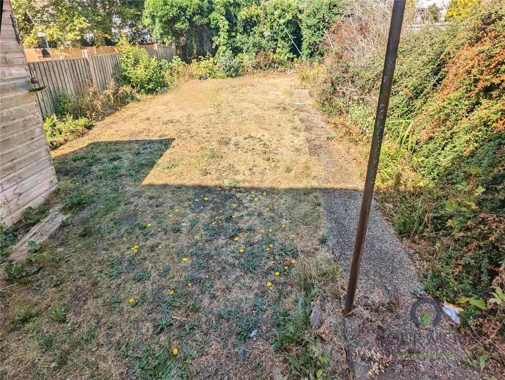 Property photo 3 of 8 Picture No. 07