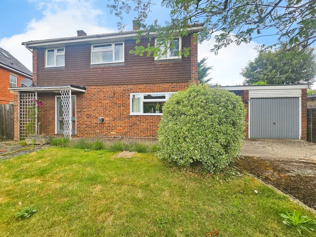 Property photo 1 of 16