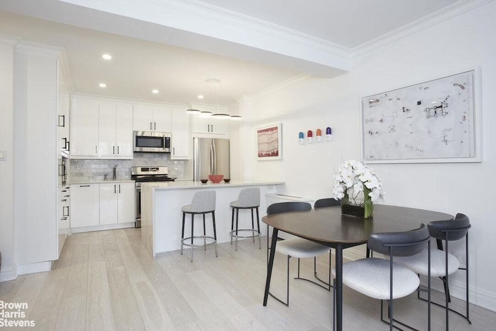 Property photo 3 of 10 <Alttext/>