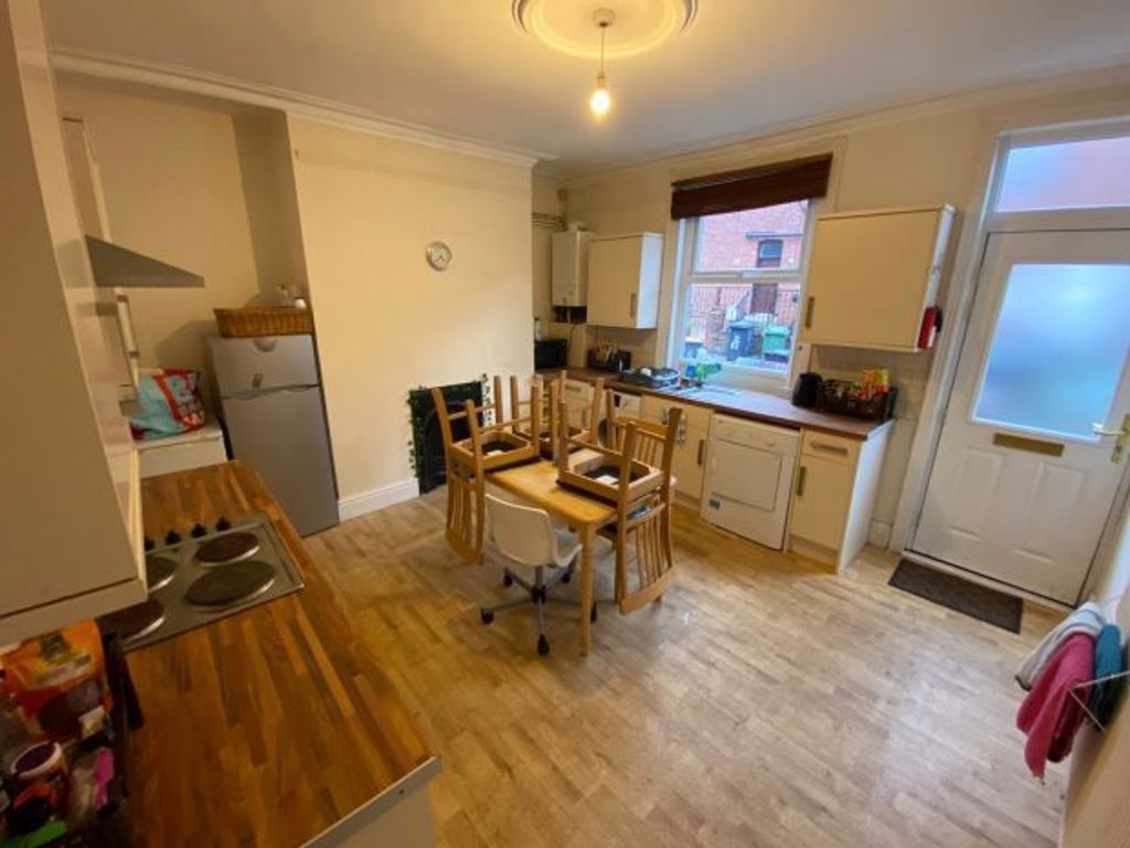 Property photo 3 of 8 Bright, Modern Kitchen With Wooden Worktops, Integ...