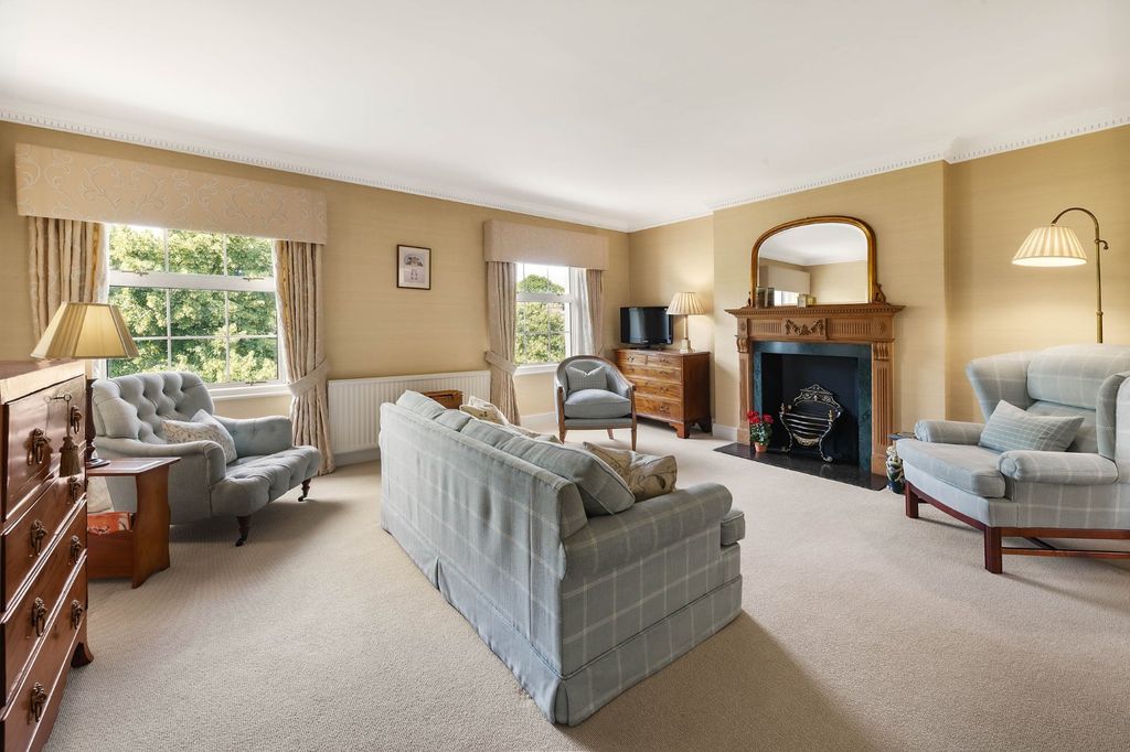 Property photo 1 of 12 Drawing Room