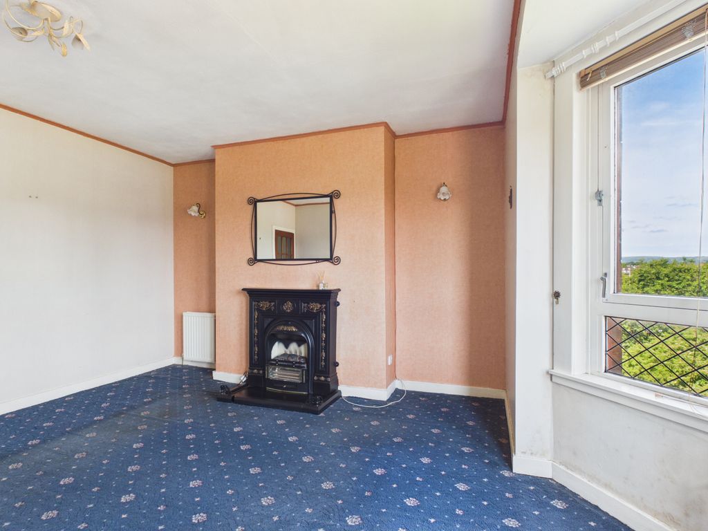 Property photo 3 of 16 Cam05526G0-Pr0155-Still002