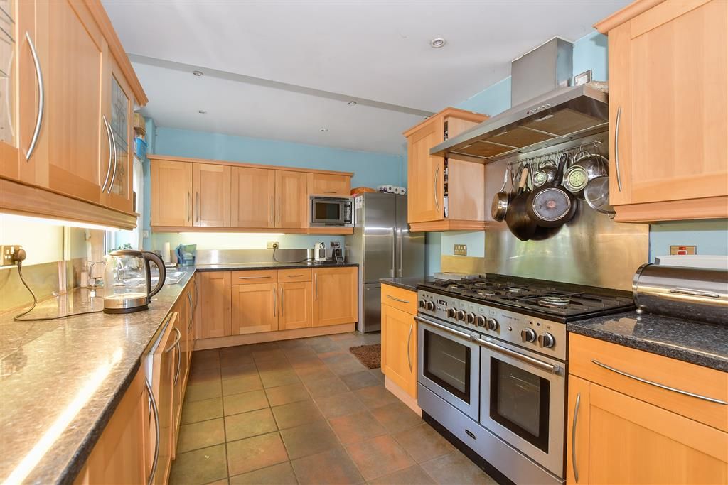 Property photo 1 of 18 Kitchen/Dining Room